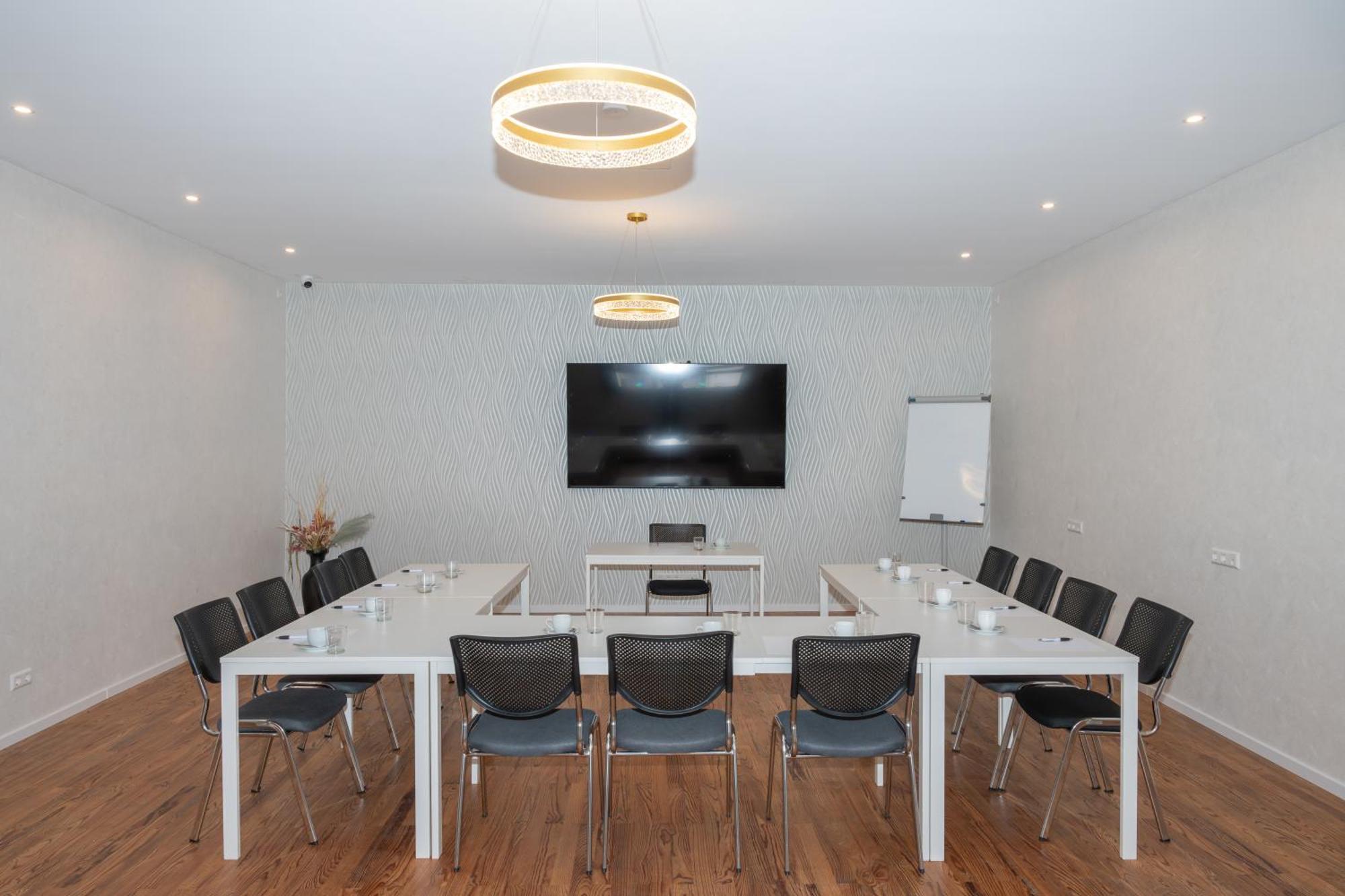 Hotel Phoenix Berghausen  Екстериор снимка